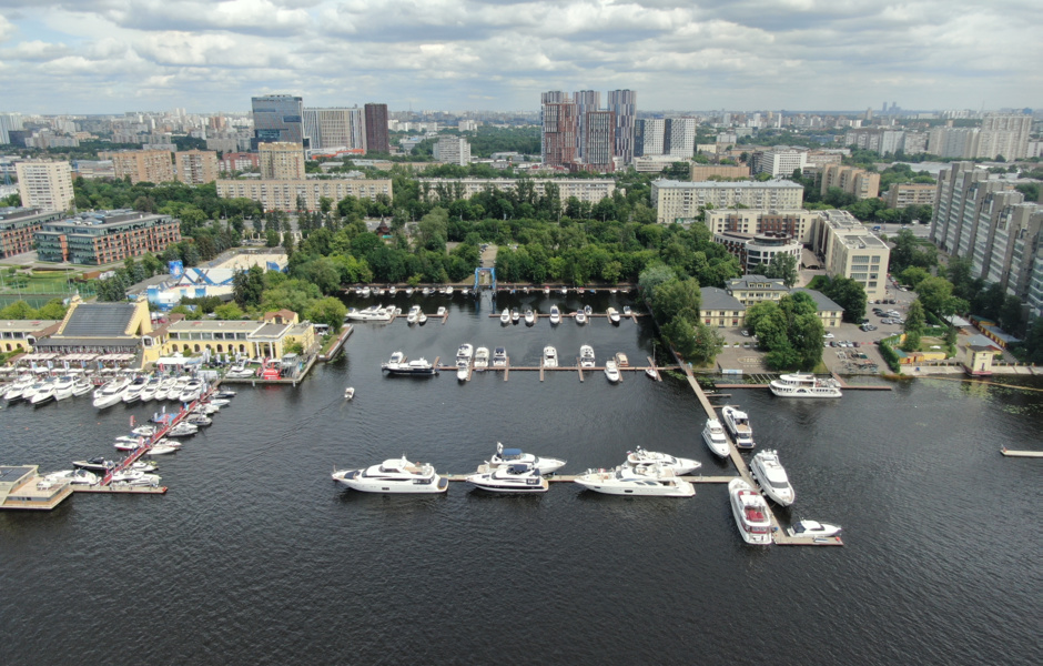 Royal Yacht Club — один из немногих яхт-клубов, сумевших благополучно пережить кризис. Фото пресс-службы.
