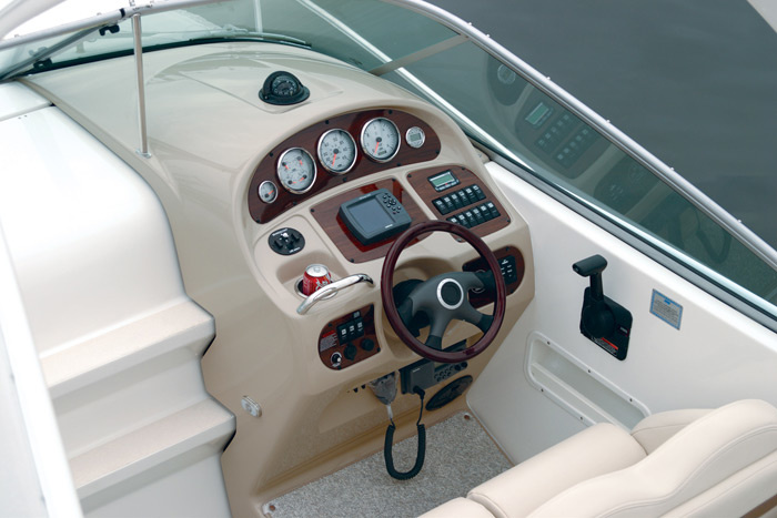 Chaparral 276 Signature