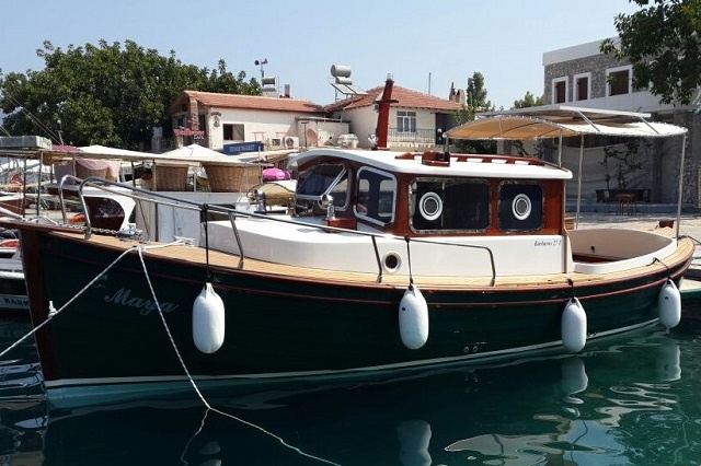 Barbaros 27 Trawler