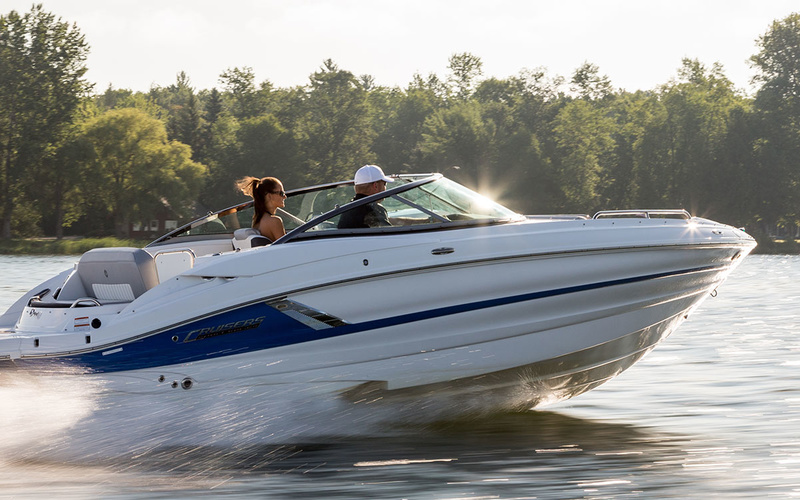 Cruisers Yachts 238 Bow Rider