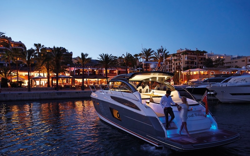 Princess V48 OPEN