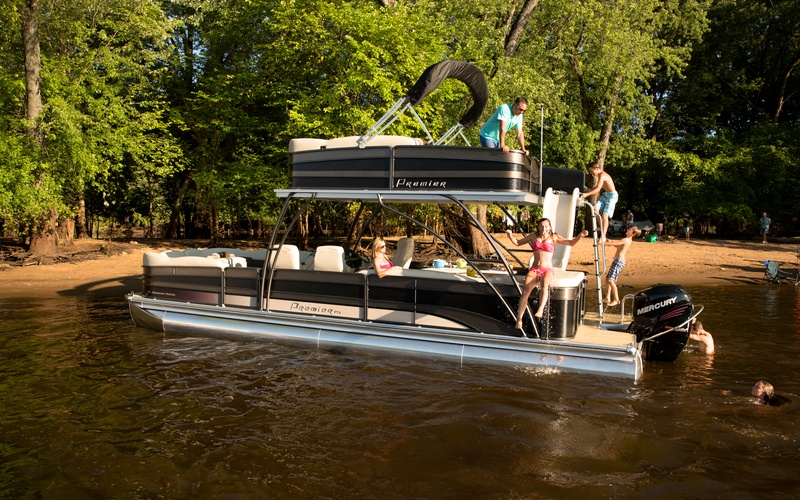 Premier Pontoons Boundary Waters 310 Sky Deck