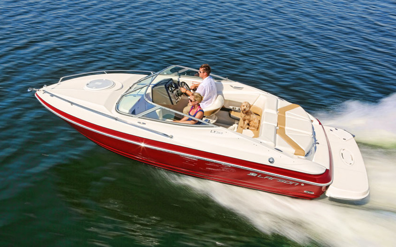 Larson LX 216 S Cuddy