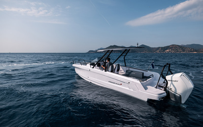 Axopar 25 Cross Top