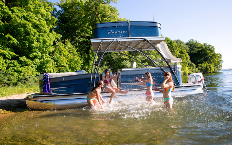 Premier Pontoons Solaris 250 RE