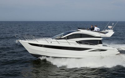 Galeon 430 Skydeck