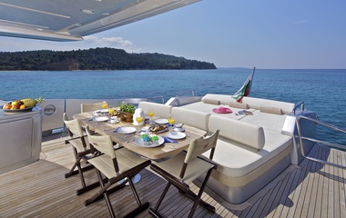 Azimut Thea Malta