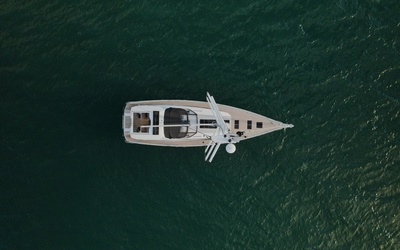Jeanneau 65