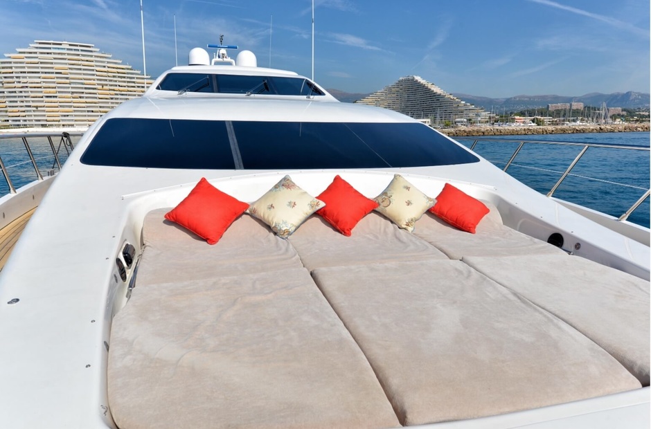 Mangusta Phantom