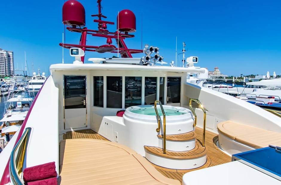 Sensation Yachts Cabernet