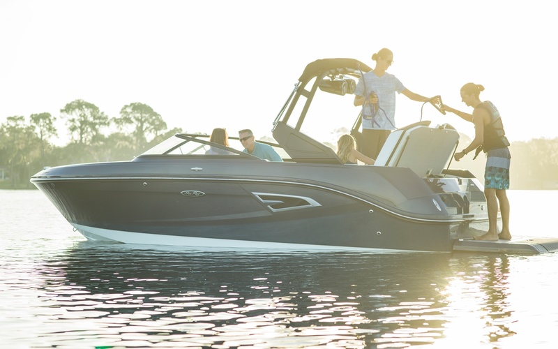 Sea Ray W230 SLX