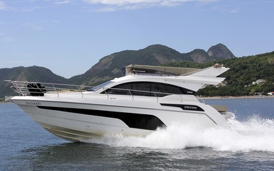 Triton 470 Fly