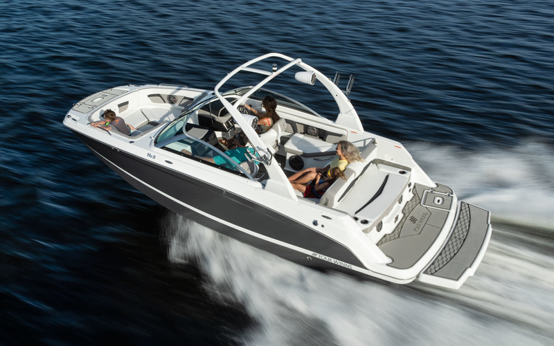 Four Winns HD3 Surf