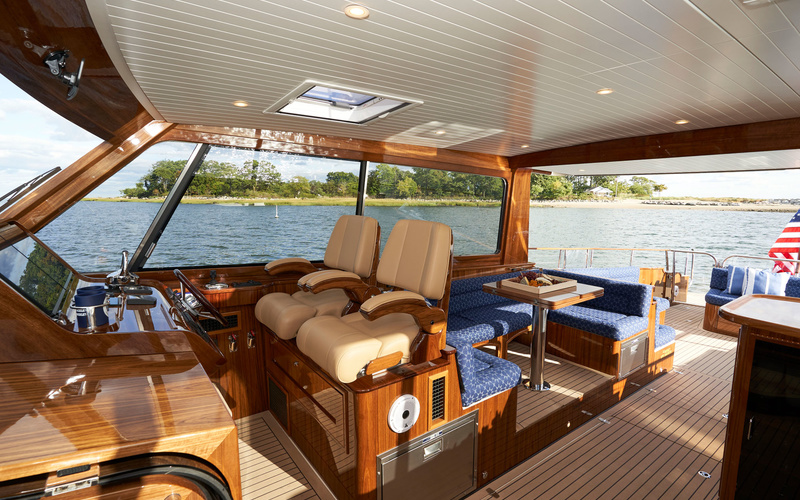 Boston BoatWorks Daychaser 48