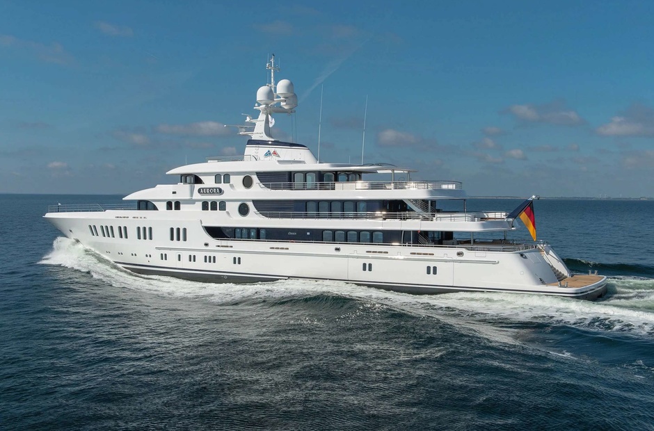 Lurssen Aurora X
