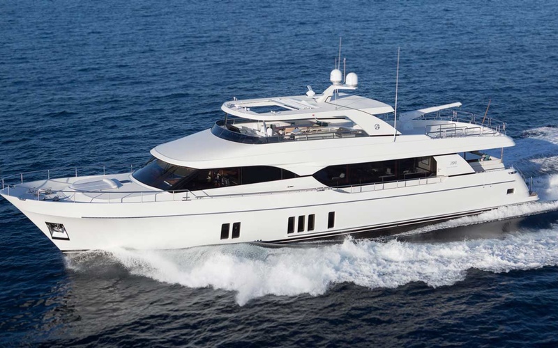 Ocean Alexander 100 Flybridge