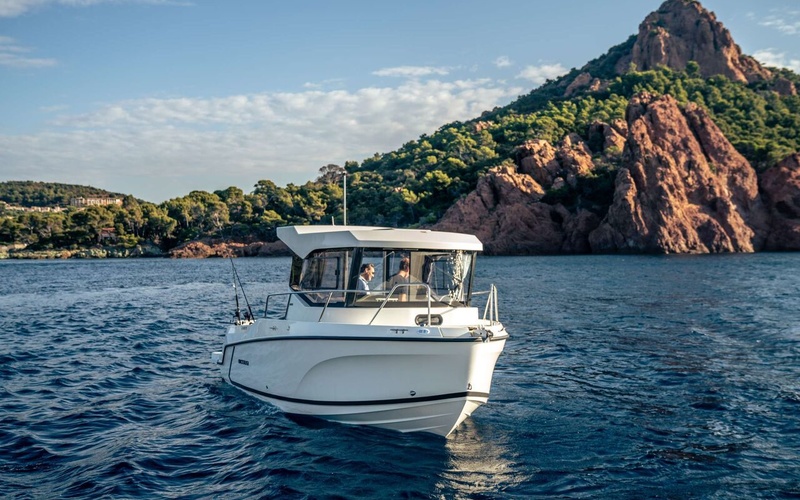 Quicksilver 625 Pilothouse