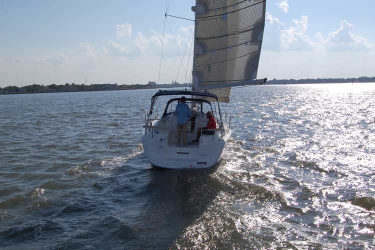 Marlow-Hunter e36