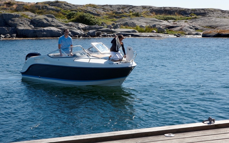 Quicksilver Activ 595 Cabin