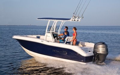 Robalo R200