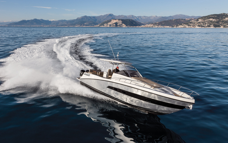 Atlantis Verve Outboard