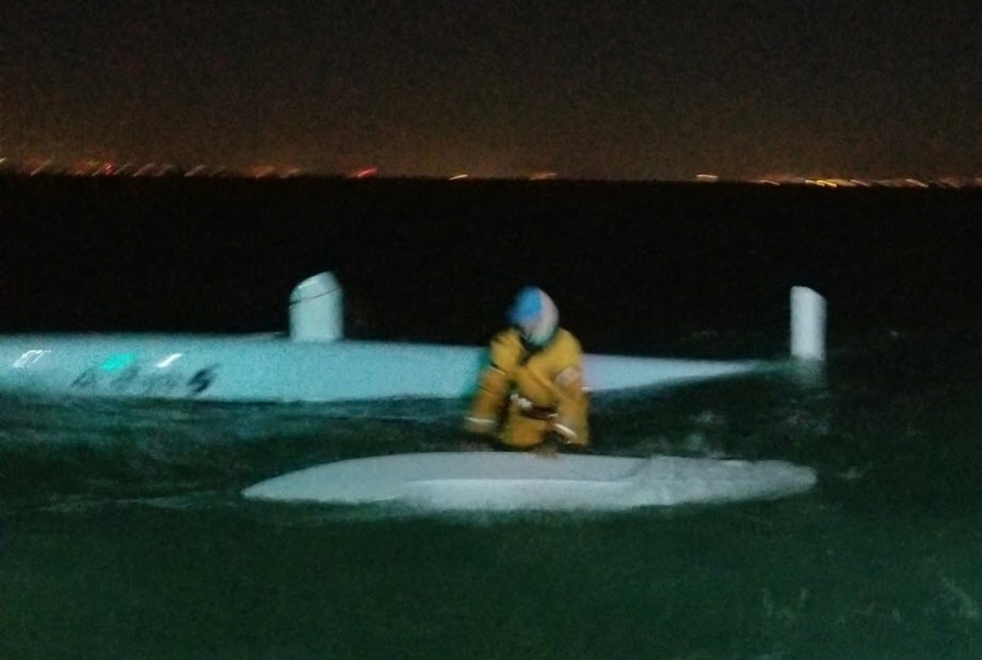 Randy Smith and his inverted trimaran.