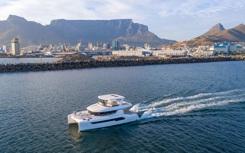 Leopard 53 Powercat
