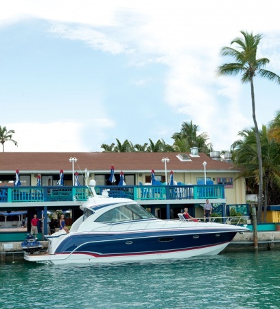 Formula 480 Yacht