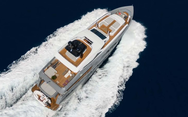 Novurania LX 750