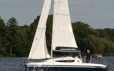 Deltania 25 Design