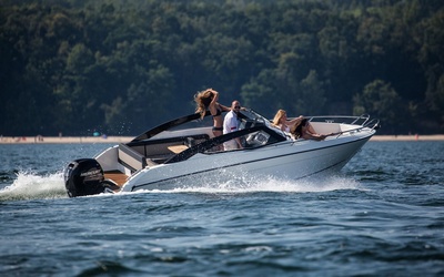 Parker 630 Bow Rider