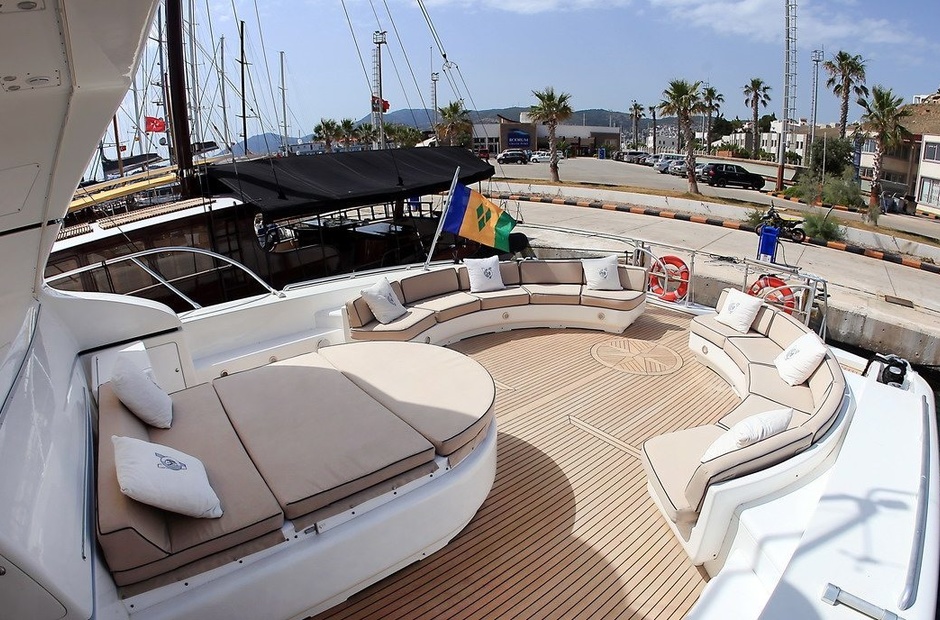 Mangusta Mina II