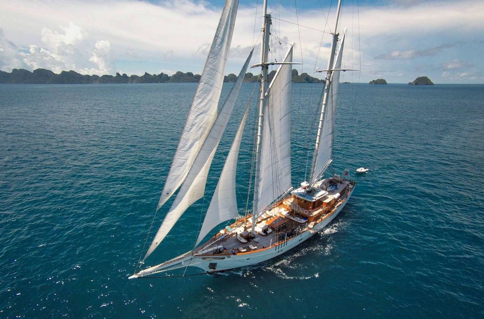 Custom Mutiara Laut