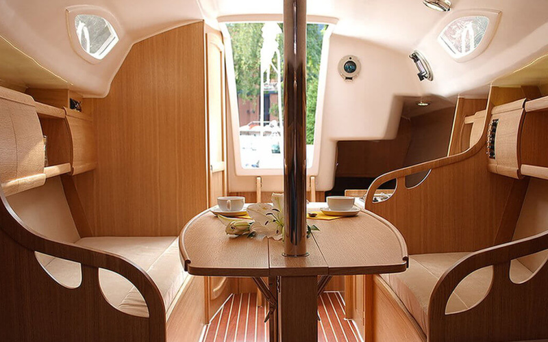 Yacht Yard Focus 730