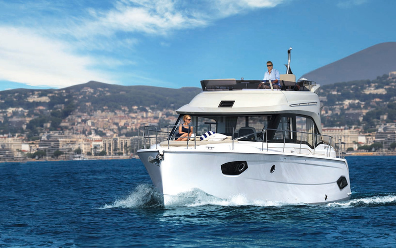 Bavaria E40 Fly