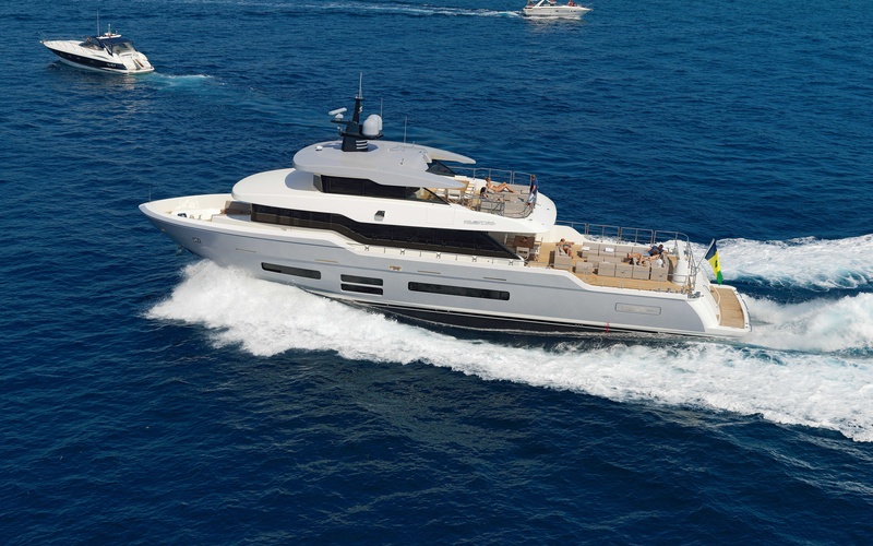 Canados  Oceanic 90