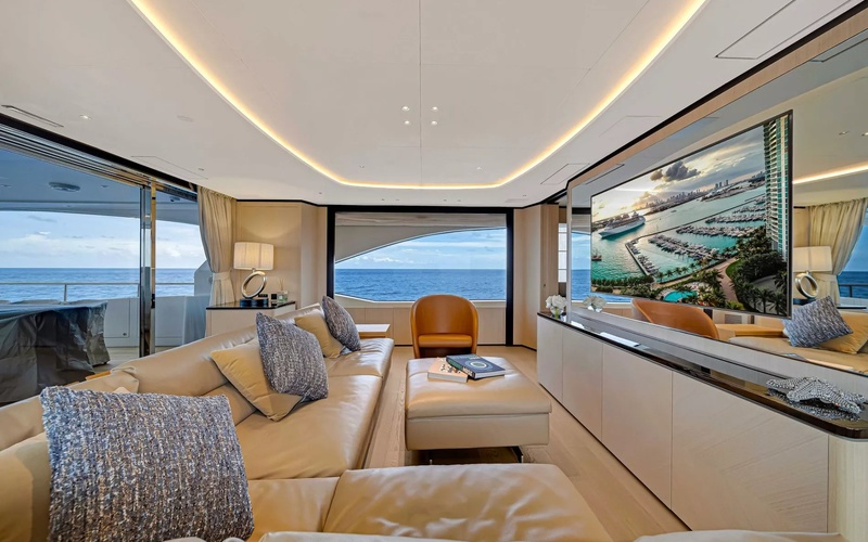 Barents Boats 900