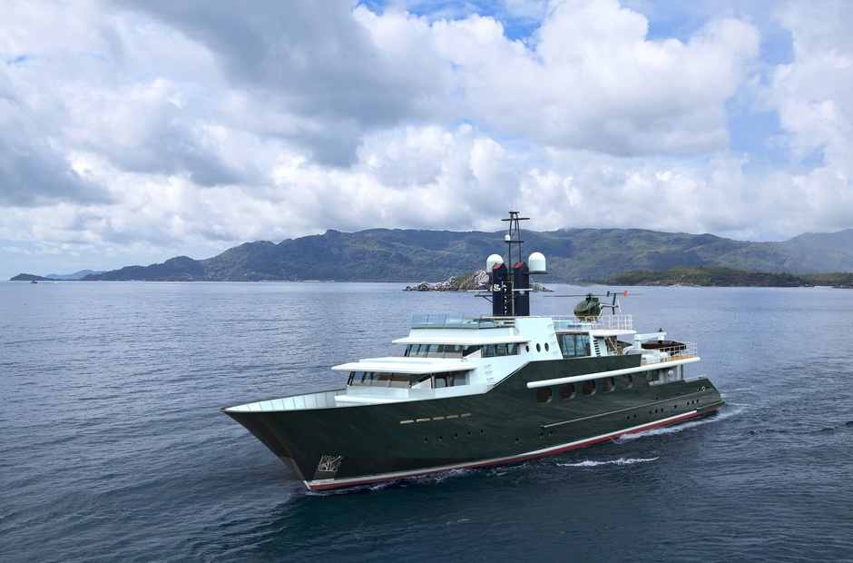 Feadship Highlander