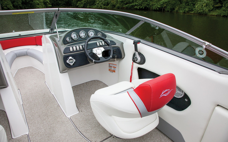 Rinker 236 Captiva BR