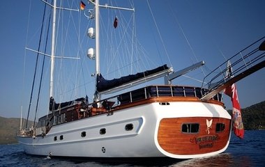 Pax Navi Yachts Voyage