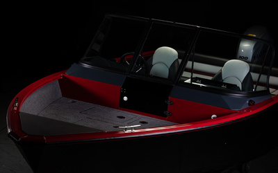 Windboat 4.9 DCX
