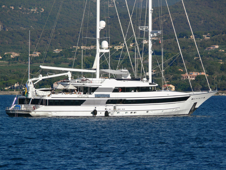 Australian Yacht Builders Islander
