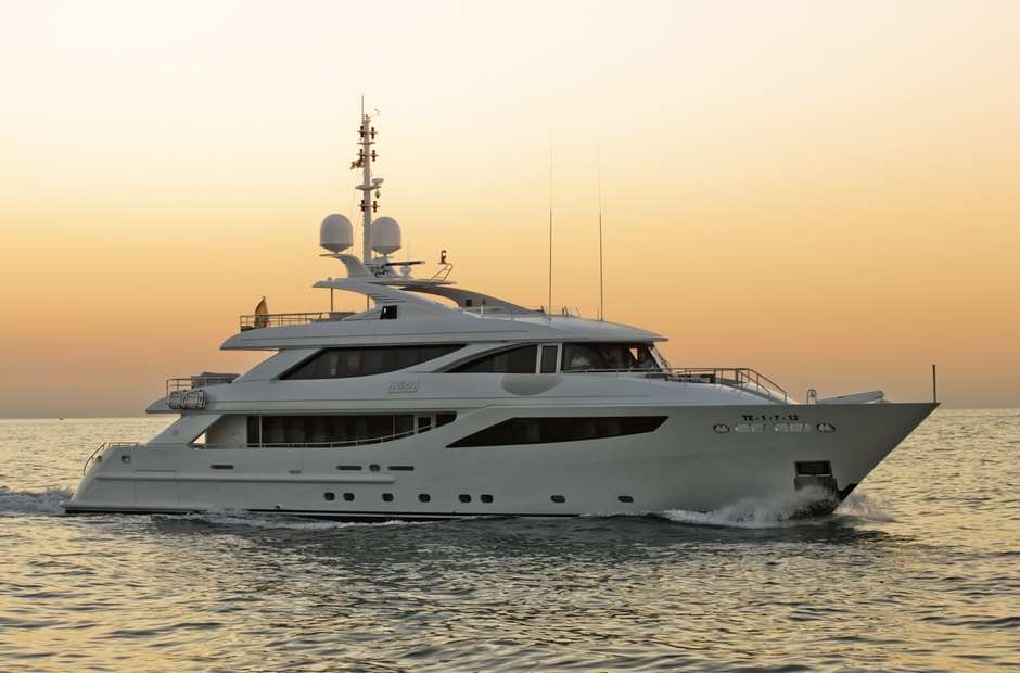 ISA Yachts Aziza