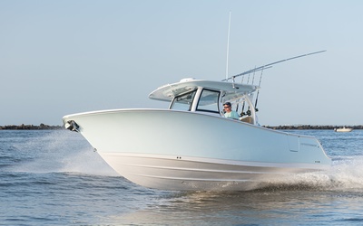 Sportsman Open 302 Center Console