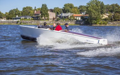 Vision Marine Technologies Bruce 22