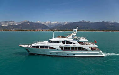 Benetti Papaito
