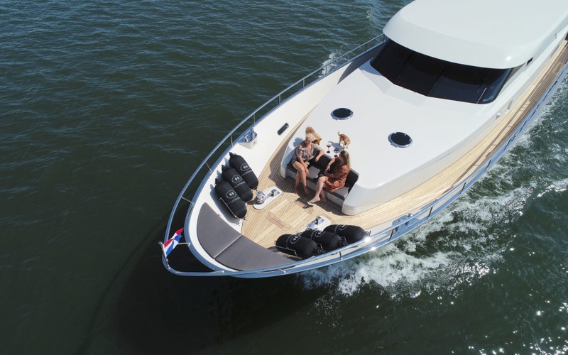 Van den Hoven Executive 2100