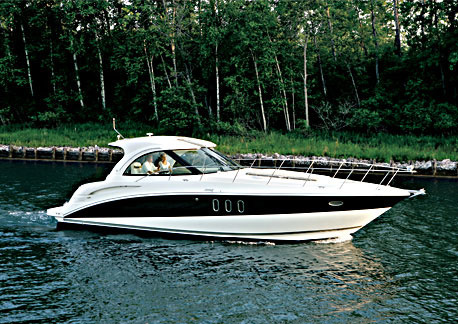 Cruisers Yachts 390 Sports Coupe