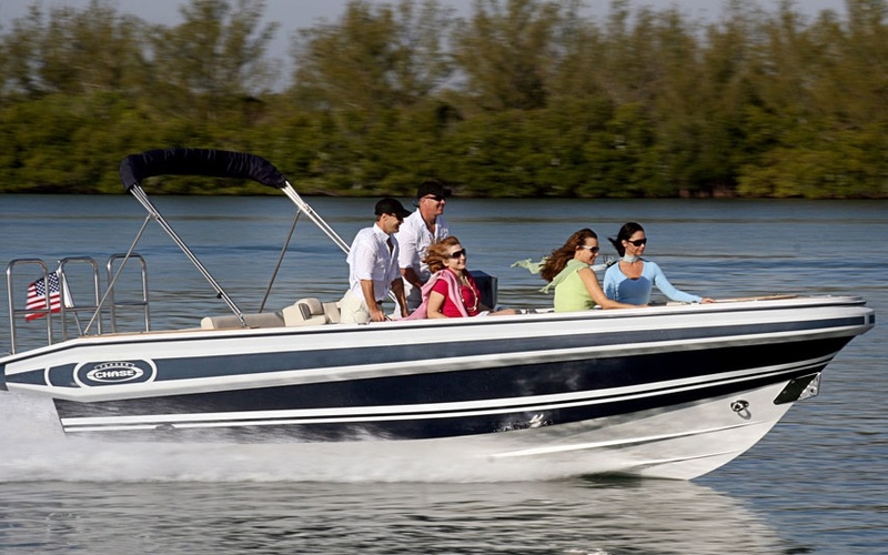 Novurania Chase 23