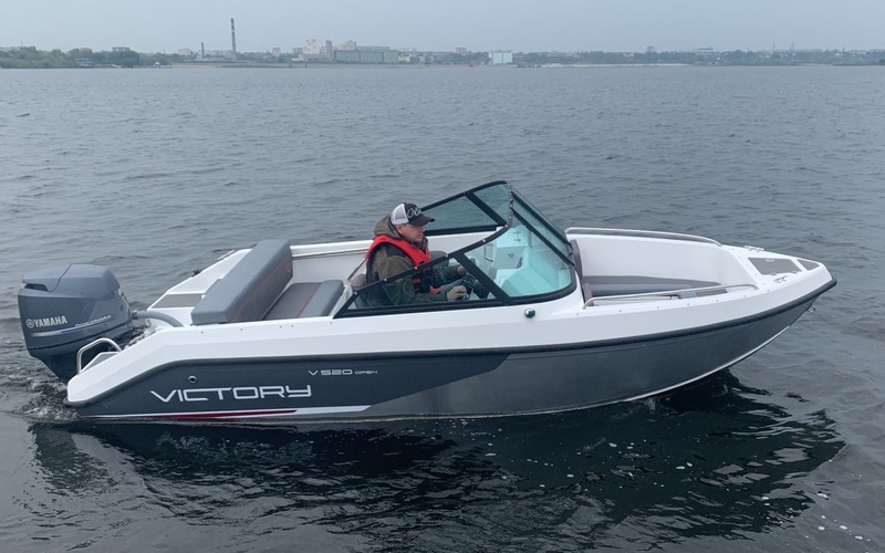 Victory 515